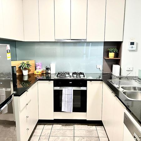 מלבורן Readyset Apartments At Sentinel מראה חיצוני תמונה